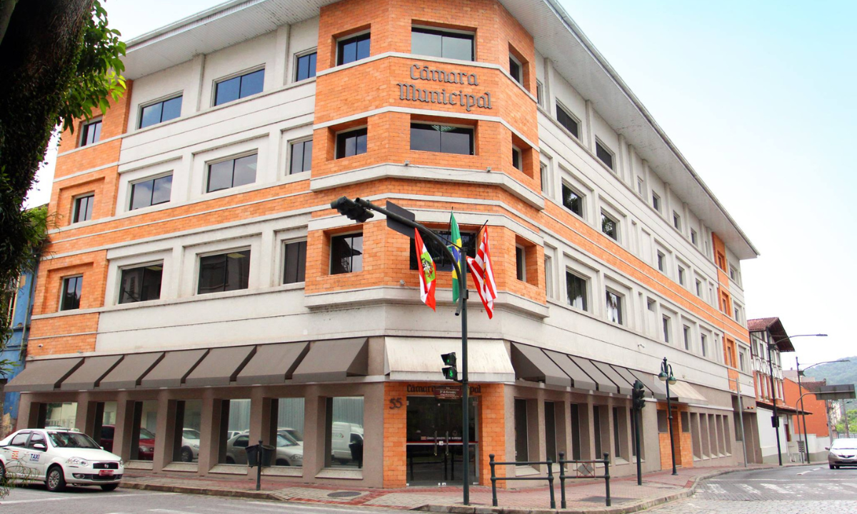 Concurso Câmara de Blumenau